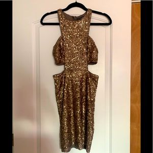Gold sequin cut out stress